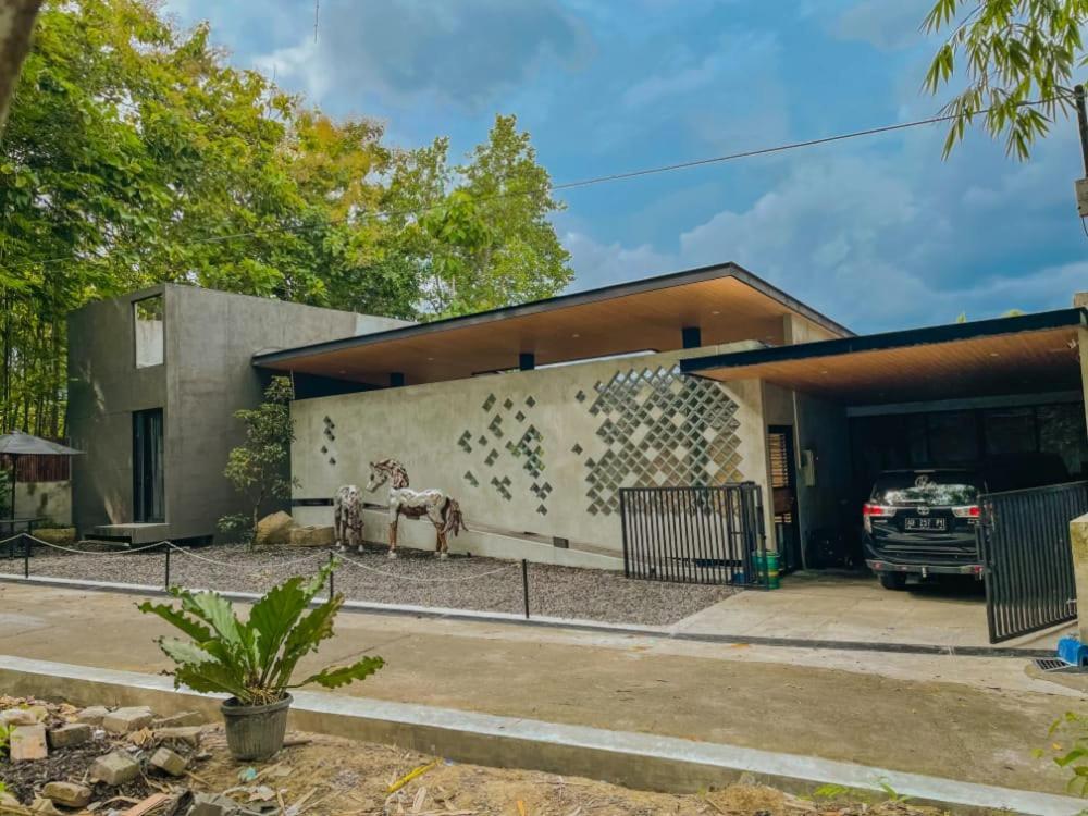 Djipangan Home บันตุล ภายนอก รูปภาพ